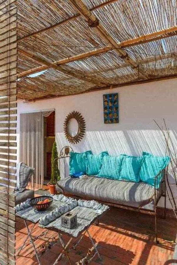 Apartamento Sleep And Terrace Loft In Sant Daniel Gerona
